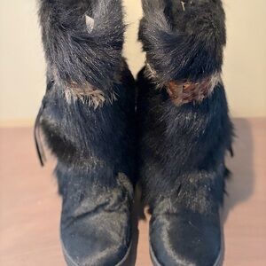 BearPaw Black and Brown Faux Fur Boots